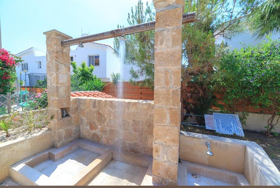 Eden Gardens Villa Paphos Bagian luar foto