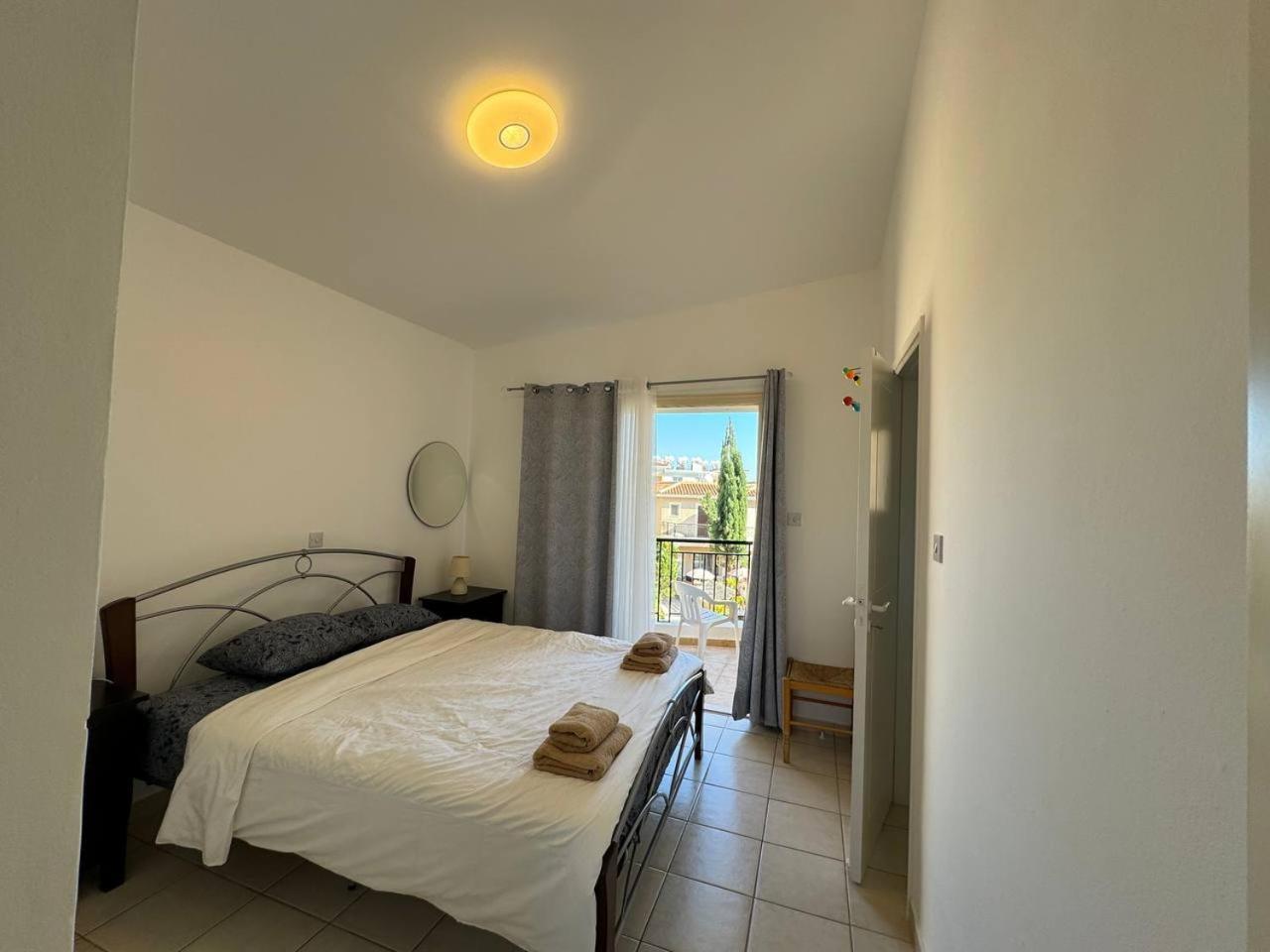 Eden Gardens Villa Paphos Bagian luar foto