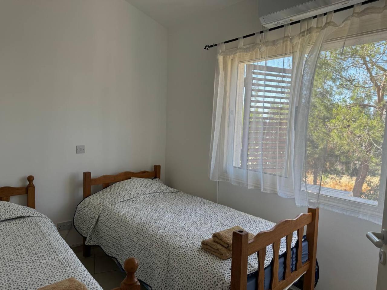 Eden Gardens Villa Paphos Bagian luar foto