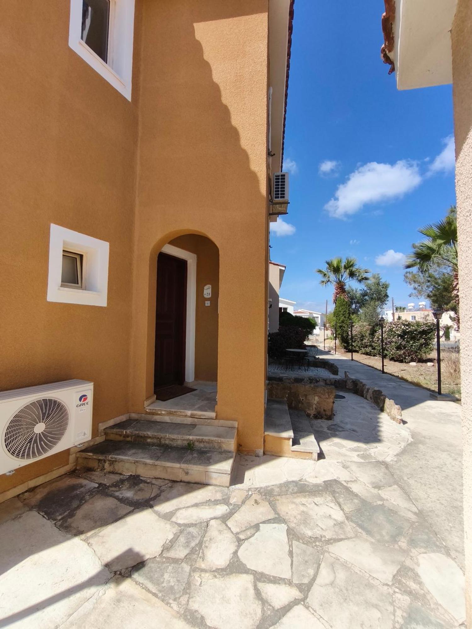 Eden Gardens Villa Paphos Bagian luar foto