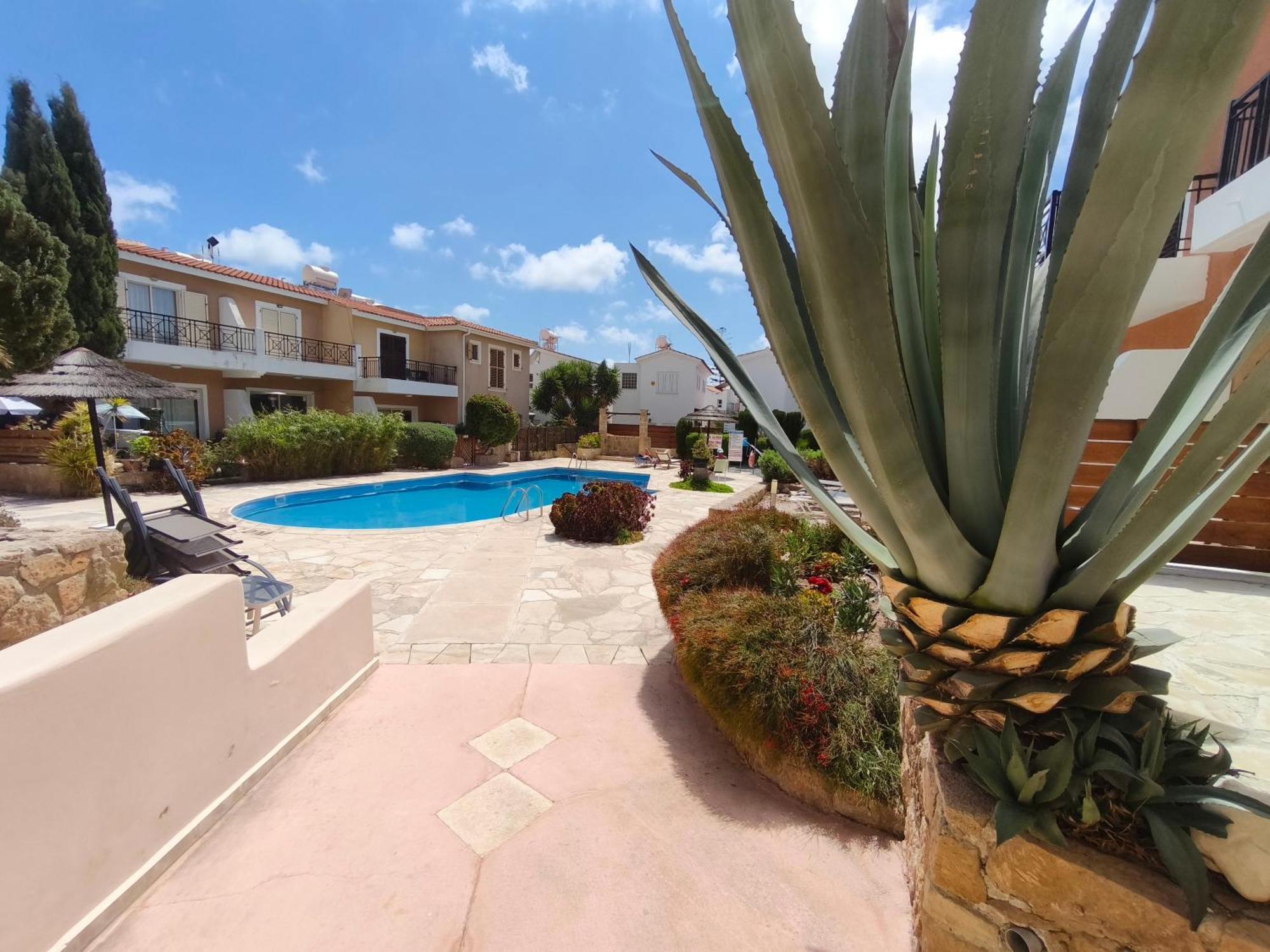 Eden Gardens Villa Paphos Bagian luar foto