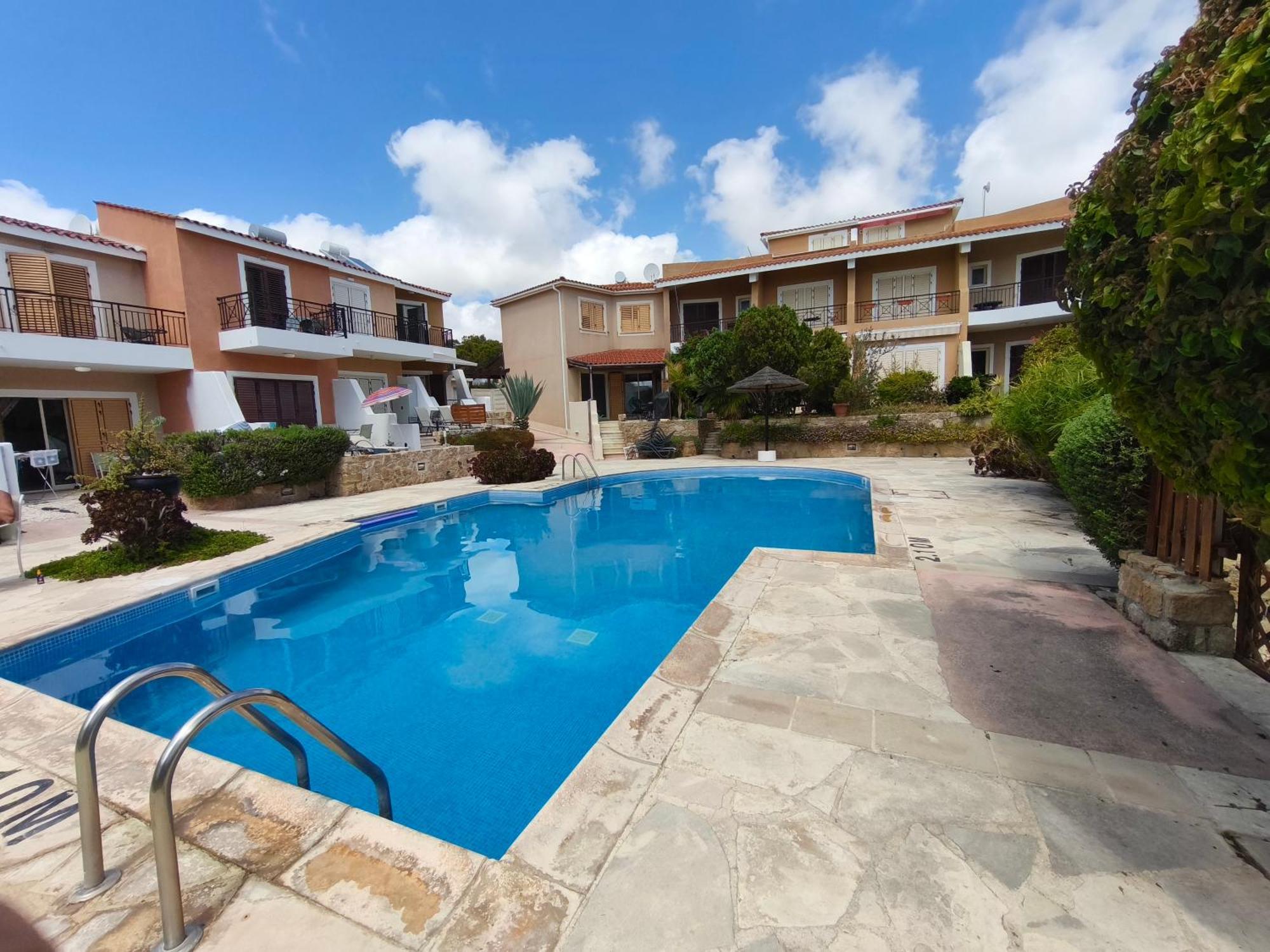 Eden Gardens Villa Paphos Bagian luar foto